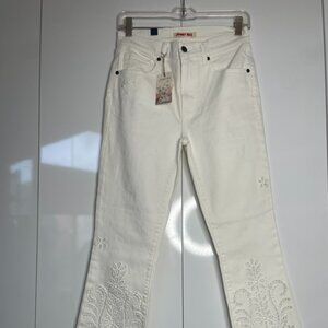 Johnny Was White Embroidered Jeans - Size 26 (NWT)